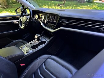 Volkswagen Touareg 3.0 TDI - 8