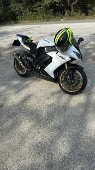 Kawasaki ZX-10R Ninja 1000 - 8