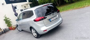 Opel Zafira Tourer - 8
