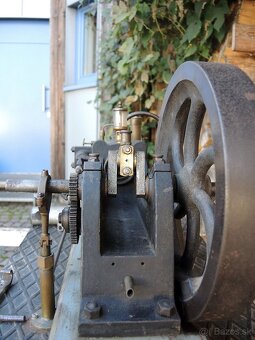 Benzínový motor Plynový motor Štvortaktný motor Motor - 8