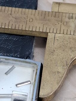 Predám funkčné Pánske náramkové hodinky CAUNY Calendario 17 - 8