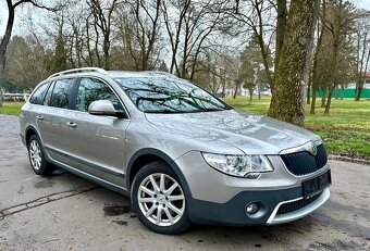 Škoda Superb Scout 4x4 2.0 TDI 103kw DSG+ F1 2013 - 8