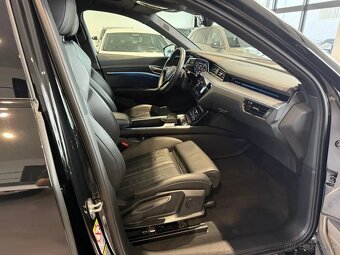 AUDI E-TRON 55 QUATTRO S-LINE - 8