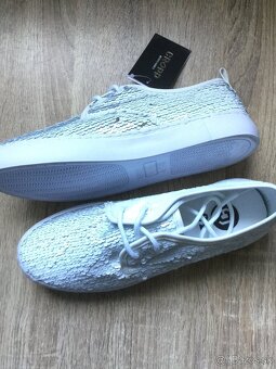 BIELE BLISTROVÉ TENISKY veľ. 38 - 8