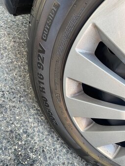 Predám komplet sadu na Škoda Octavia 205/60 R16 - 8
