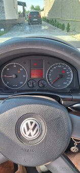 Volkswagen Golf 5 1.9 Tdi - 8