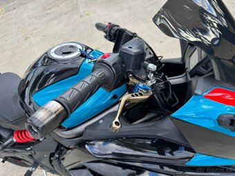 Kawasaki ER6-F 650 - 8