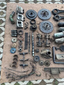 Diely motor zetor 25 - 8