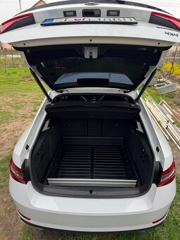 Škoda Superb Sportline 4x4 2.0TSI 200kw DSG.7 - 8