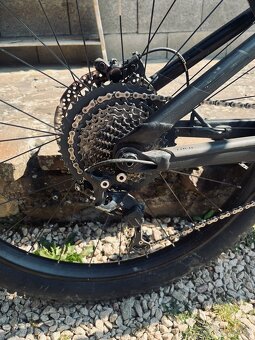 celoodpružený ebike Trek Powerfly FS 7 - 8