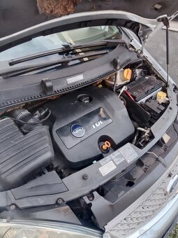 FORD GALAXY ---DIESEL - 8