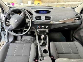 Predám: Renault Mégane Grandtour 1.5 dCi 110k Business výbav - 8