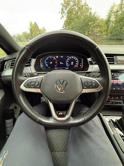 Volkswagen Passat Variant R-Line 2.0 TDI DSG - 8