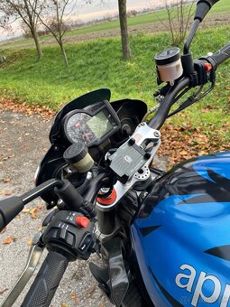 Aprilia Tuono 1000R Factory Carbon - 8