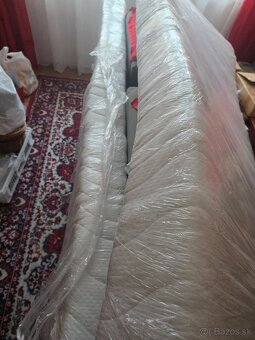 Drevená manželská postel - 8