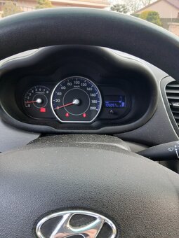 Hyundai i 10 - 8
