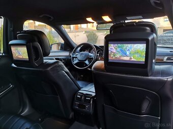 Mercedes E500 - 8