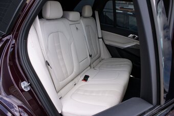 BMW X5 xDrive40d mHEV - 8