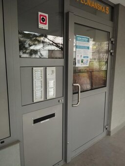 Predaj trojizbového bytu dražbou v Bratislave-Petržalke - 8