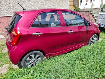 Kia Picanto - 8