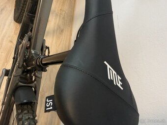 Trek Slash 9 GX AXS T-Type Gen 6 - 8