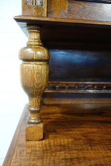 Príborník starožitný ( 157 ) . - 8