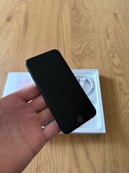 iPhone SE 2020 64 gb Black v záruke - 8