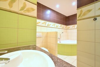 3D / EXKLUZÍVNE / 1 IZBOVÝ BYT (2 BALKÓNY),PRENÁJOM,KEŽMAROK - 8