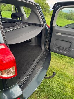 Toyota Rav4 2,2D 130 kw - 8