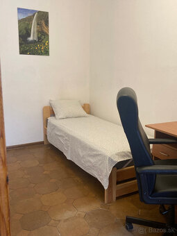 Tichý 3-izbový byt v centre na Obchodnej ulici - 8