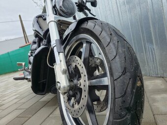 Harley Davidson V-rod muscle - 8