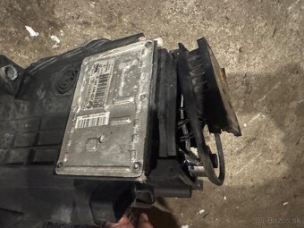 Xenónové svetla Passat b6 - 8