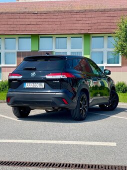 Corolla Cross Hybrid 2.0l - 8