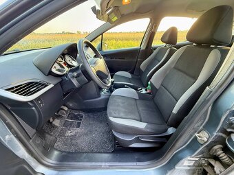 PEUGEOT 207 1.4 benzín 70kw - 8