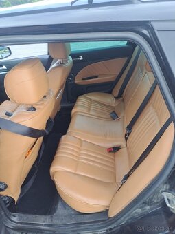 Alfa romeo 159 - 8