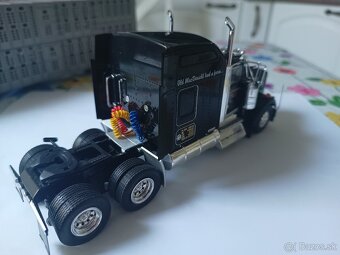 1:43 Kenworth kamión - 8