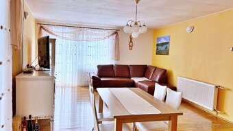VYŠNÝ KLATOV - 6 IZBOVÝ RD S VÝMEROU 300 M2, POZEMOK 1221 M2 - 8