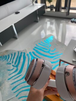 Luxusné Sluchadlá Beats Solo 3 Wireless Rose Gold Top stav - 8