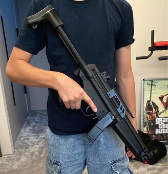 Airsoft MP5 AEG, celoplastová, funkčná - 8