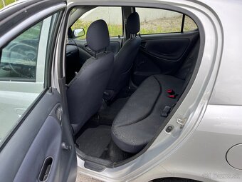 Toyota Yaris 2005 1.0 vvti, 48kw. - 8