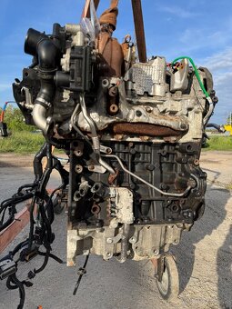 -----NISSAN RENAULT 1.7 DCi R9N----- - 8