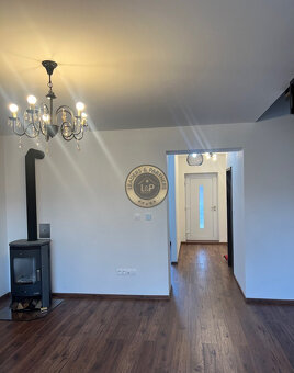 NA PREDAJ moderný rodinný dom v lukratívnej časti Prešova - 8