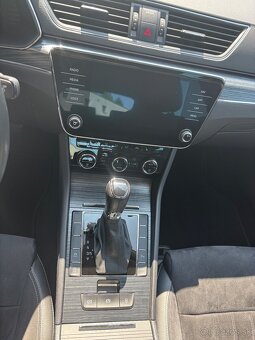 Predám Škoda Superb sedan 2.0 TDi 110kw DSG - 8
