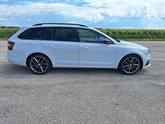 Škoda Octavia Combi RS 4x4 2.0 Tdi DSG - 8