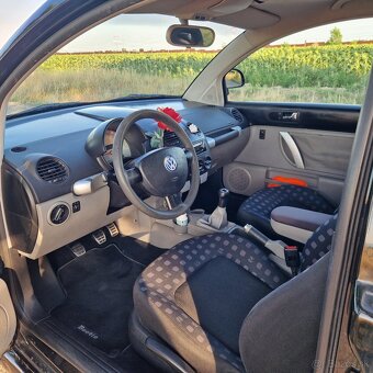 Vw New Beetle 2.0 mpi - 8