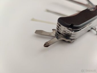 Vreckovy Zatváraci Multifunkcny Nôž Partner - 8