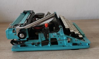 Funkčný písací stroj Remington TenForty - 8