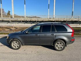 VOLVO XC90 2.4 D5 Facelift Summum Kúpené v SR - 8