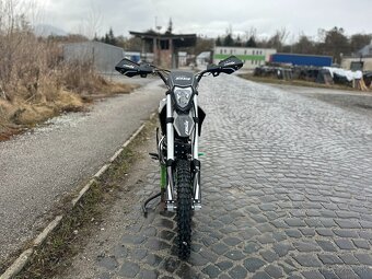 Predám čisto nový nejazdený Pitbike ASIX XB68 140CM3 + El. š - 8