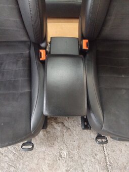 ALCANTARA sedačky + opierka Octavia 3 - 8